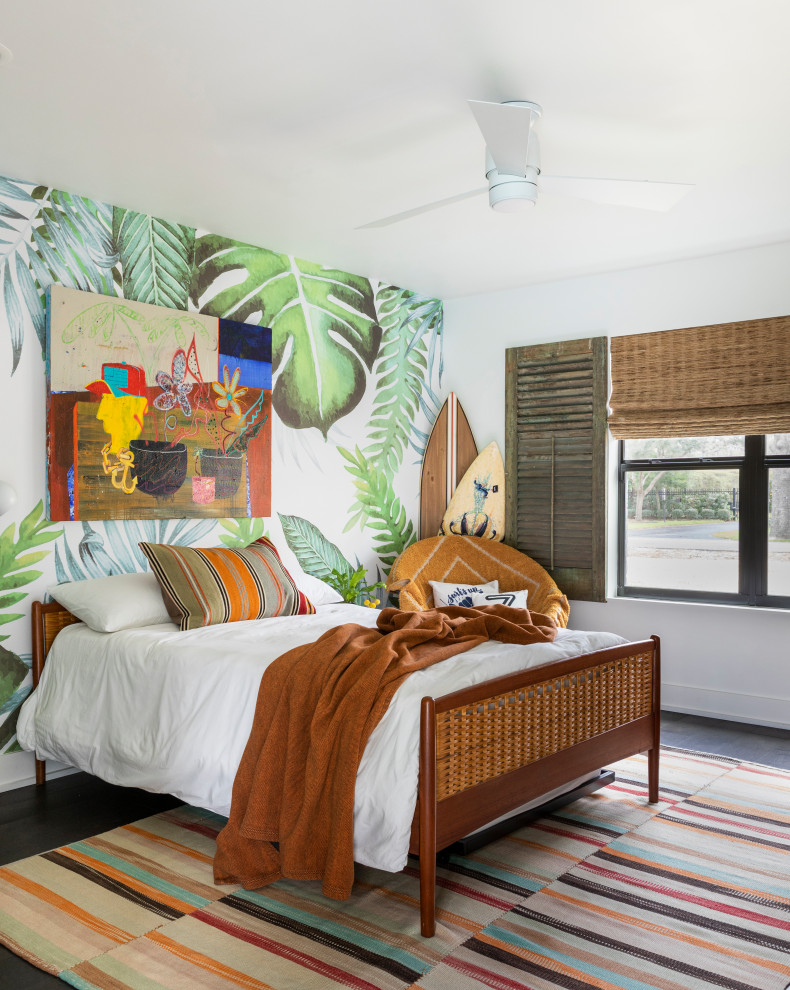 Bedroom - eclectic bedroom idea in Houston