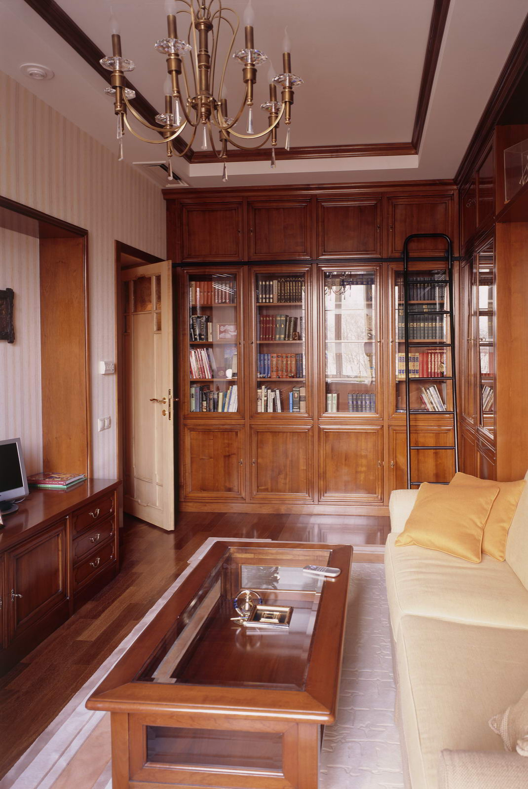 «ДВОРЯНСКОЕ ГНЕЗДО» НА ВОЛОКОЛАМСКОМ ШОССЕ