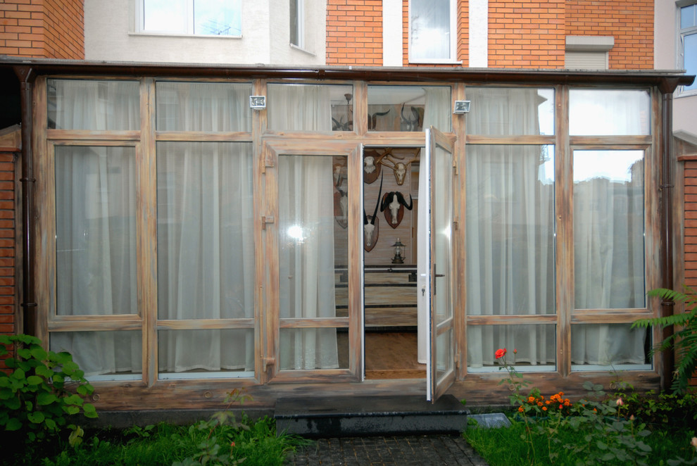 Вид на пристройку с участка.