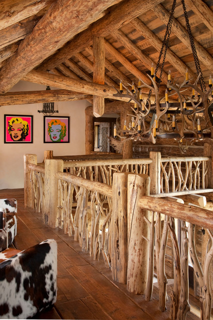 The Pointe on Andesite rustic-hall