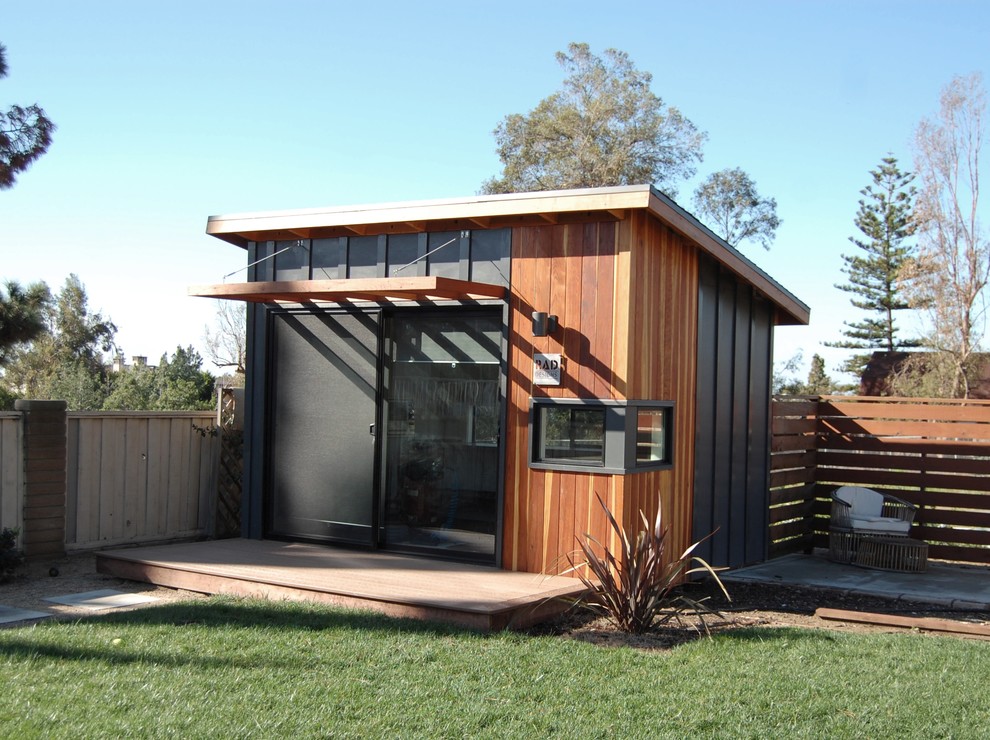 This is an example of a modern shed and granny flat in Orange County.