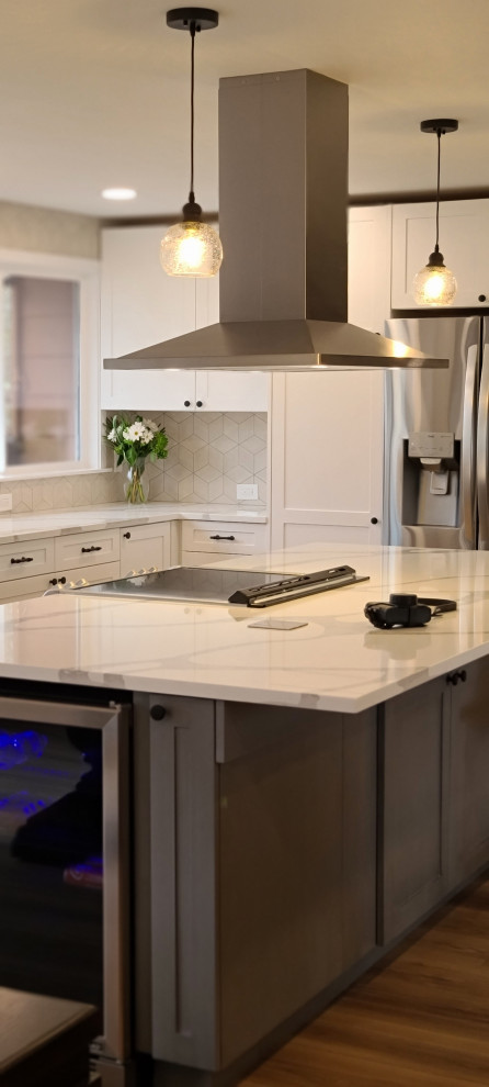 Kitchen - kitchen idea in Seattle