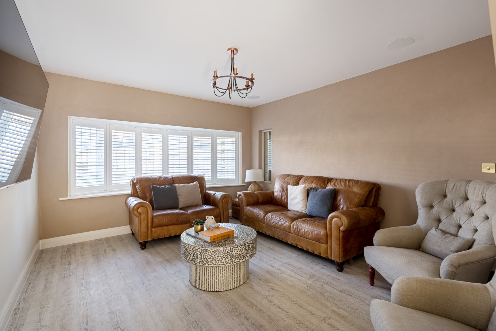 Wyncham Avenue Living Areas & Kitchen