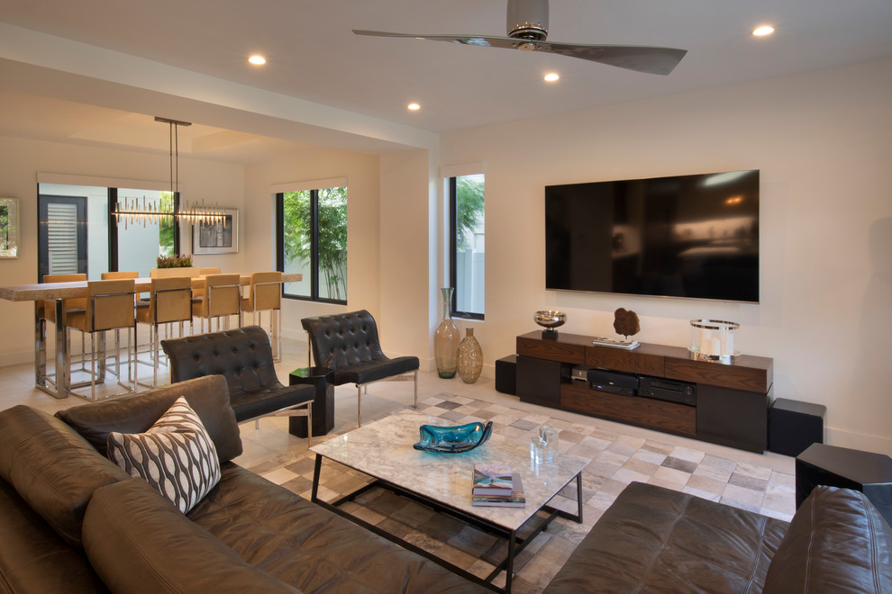 Example of a transitional home design design in Miami