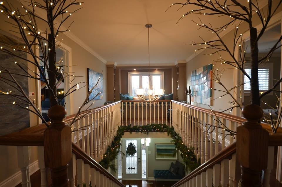 Home design - transitional home design idea in Toronto