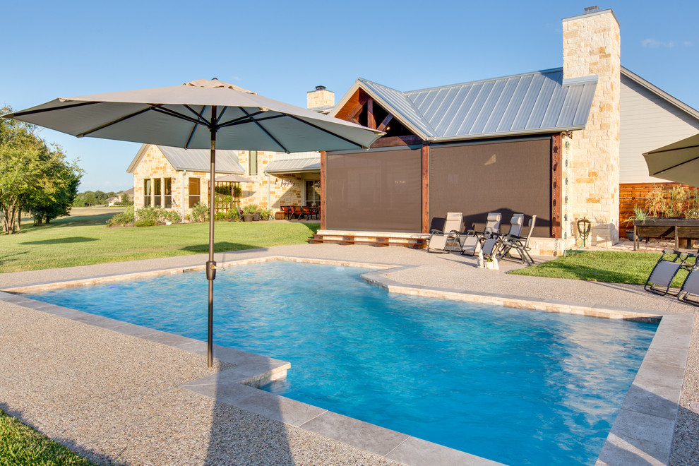 Inspiration for a transitional pool remodel in Austin