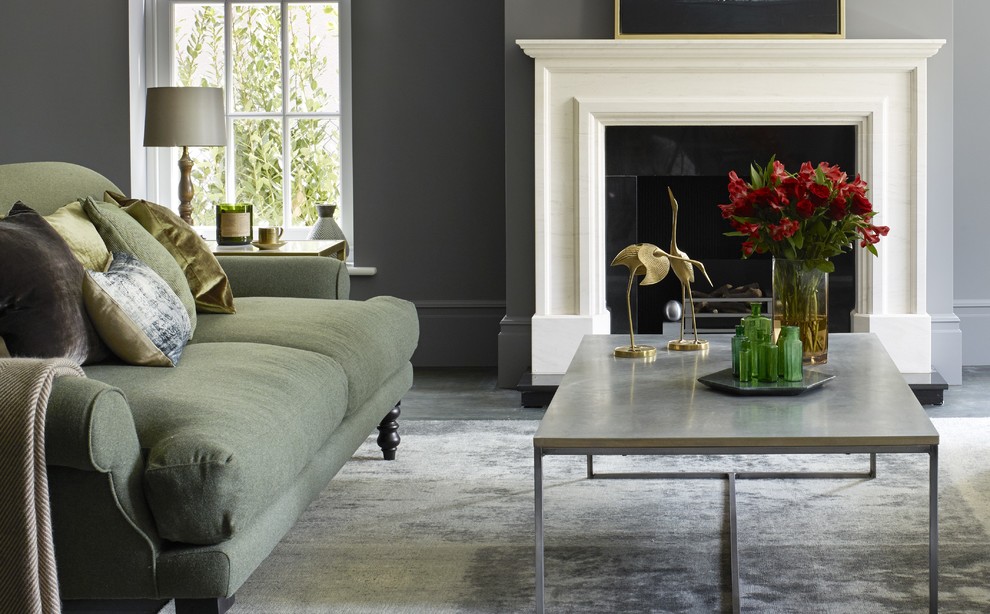 Design ideas for a traditional living room in Surrey.