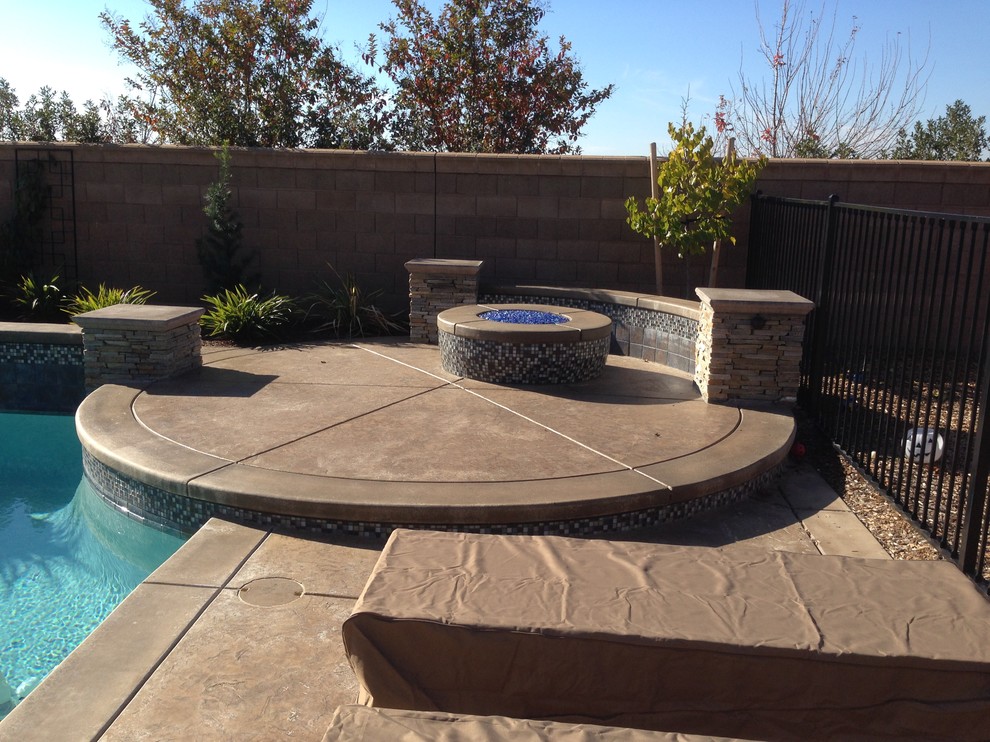 Modern Mediterranean, Roseville