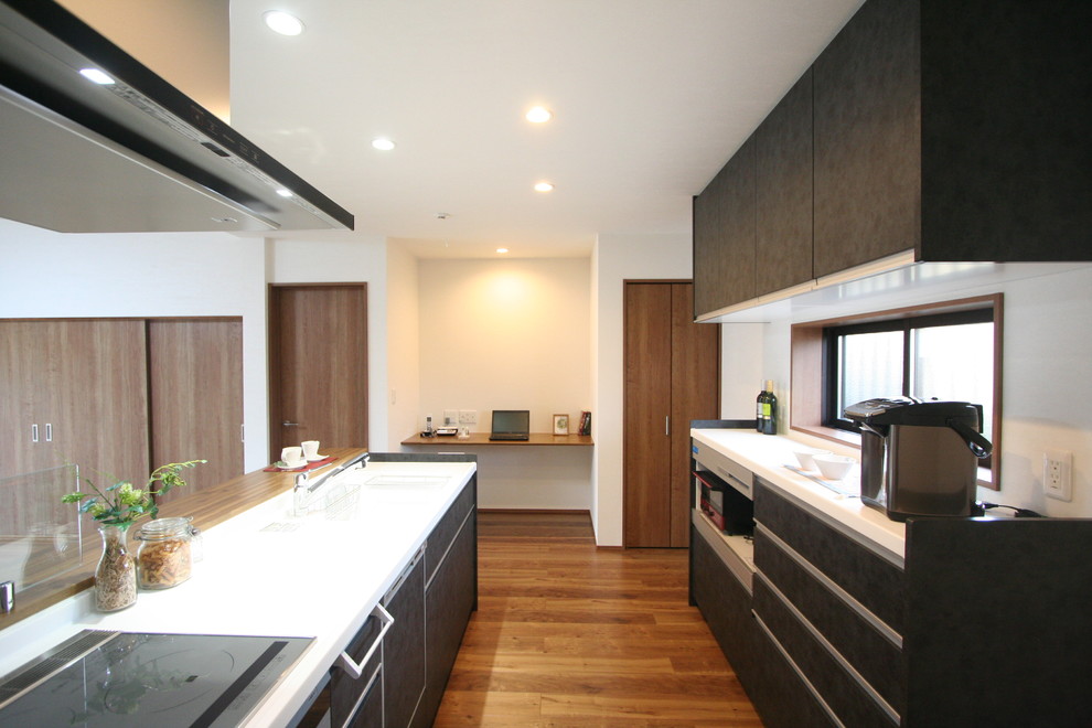 Design ideas for an asian kitchen in Other.