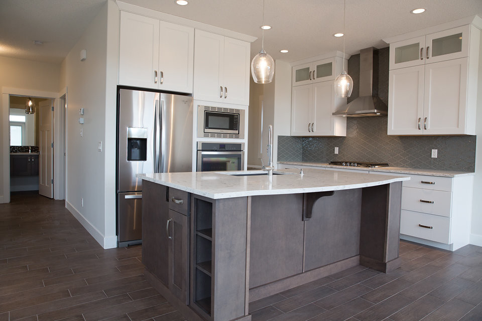 Transitional kitchen photo in Calgary