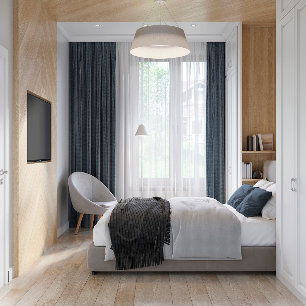 Спальня хозяйская на первом этаже