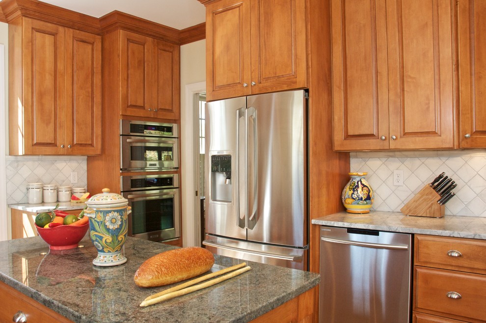 Williamsburg  maple kitchen