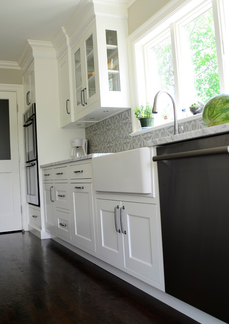 Chestnut Street - Transitional - Kitchen - New York - by Studio Dearborn