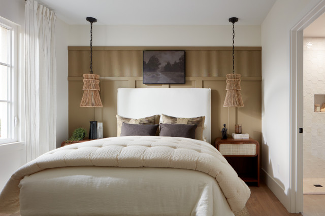 How to Create a Bedroom for Aging in Place (11 photos)