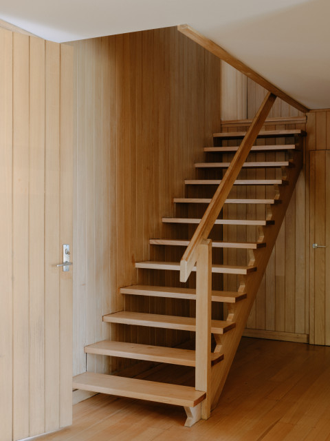 Ivanhoe House contemporary-staircase