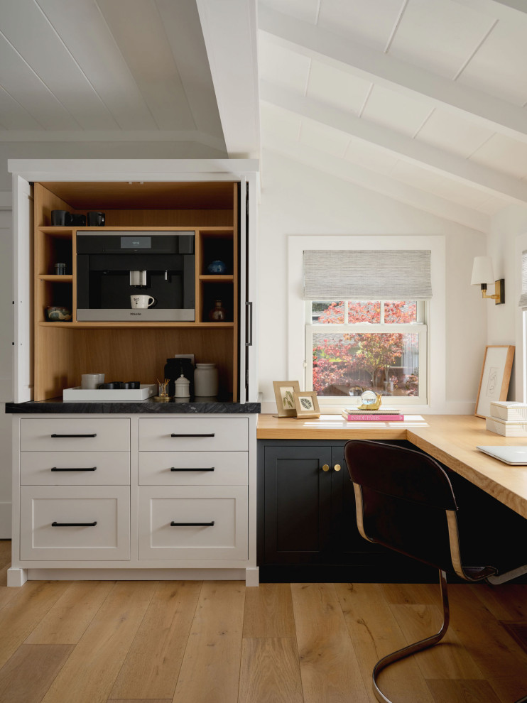 Home office - transitional home office idea in San Francisco
