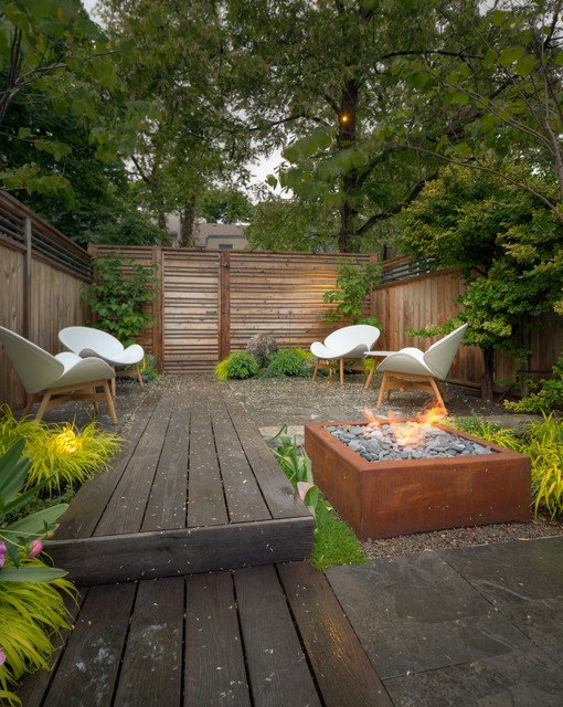 Warm Welcome contemporary-deck