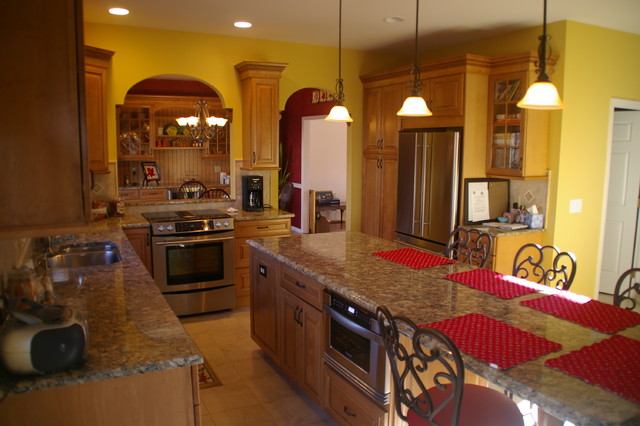 Kitchen traditional-kitchen