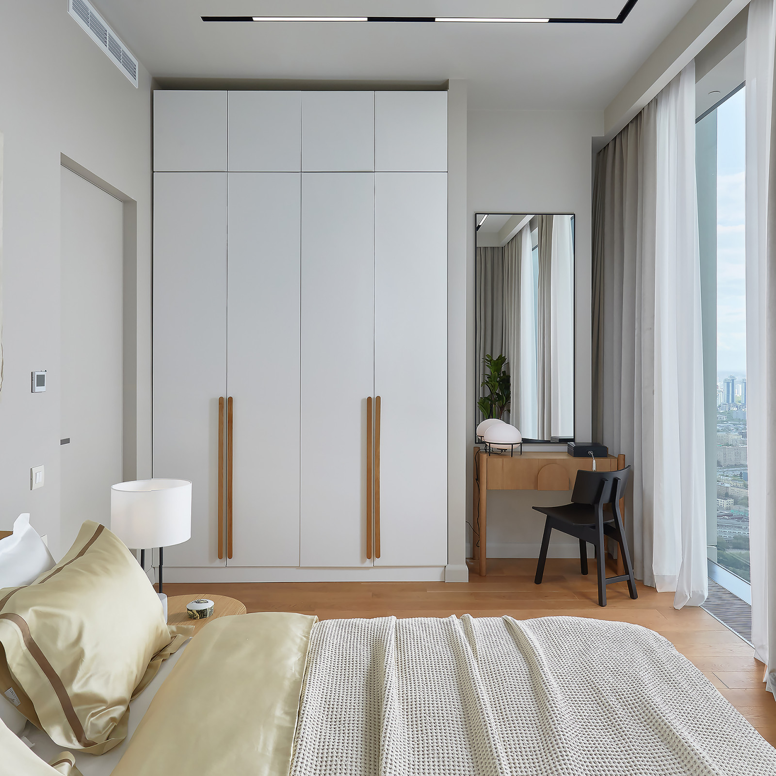 Квартира в Москва-Сити 2 (бежевое дерево)