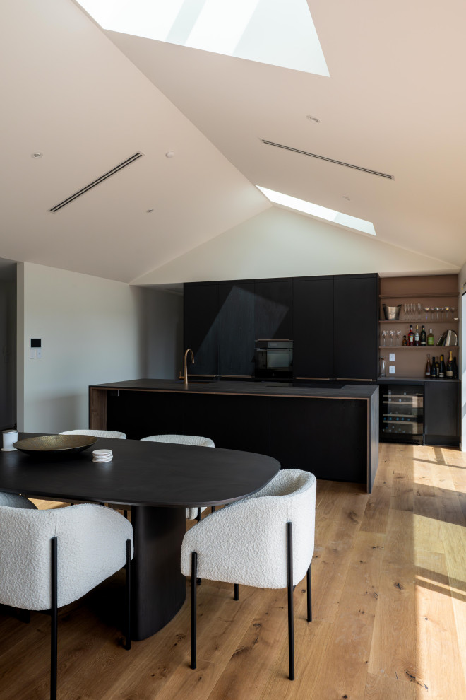 New Build with Warmth, Charm and Morning Sun