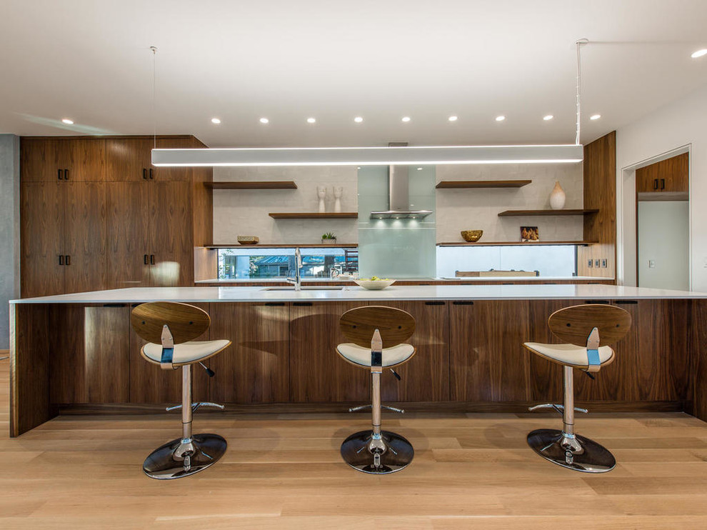 Inspiration for a contemporary kitchen remodel in Austin