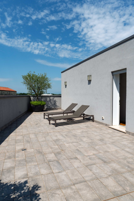 TERRAZZE ATTICO A PD contemporary-deck