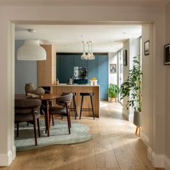 Houzz Tour: Soft Natural Materials Create a Light and Cosy Home