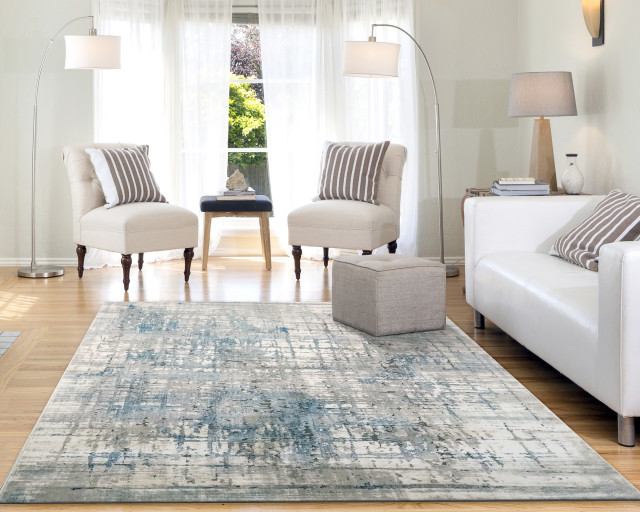 Scout Ivory and Blue Area Rug, 2.2'x7.7'