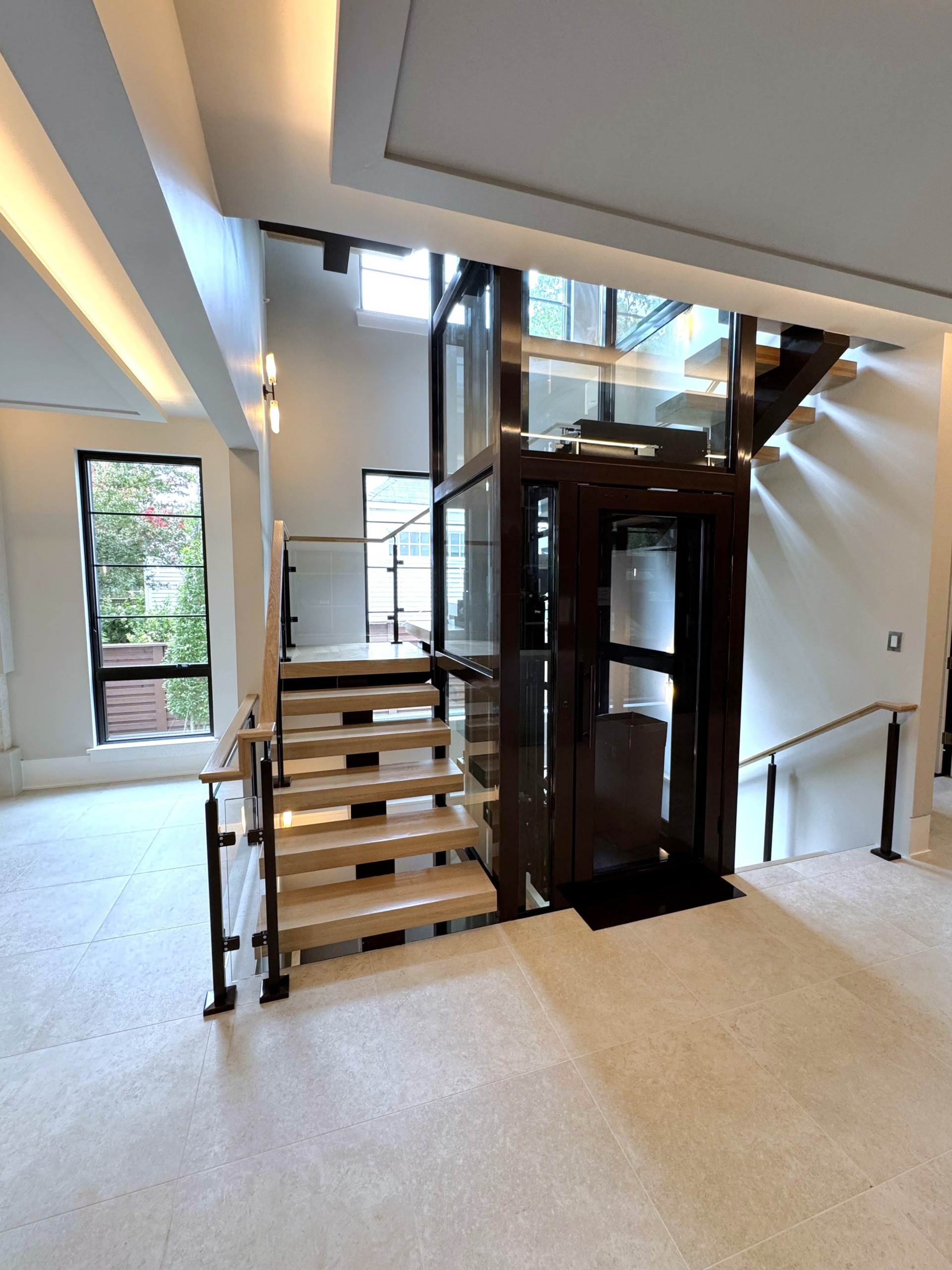 136_Modern Mono-Beam Encircling Glass Elevator, Bethesda, MD 20814