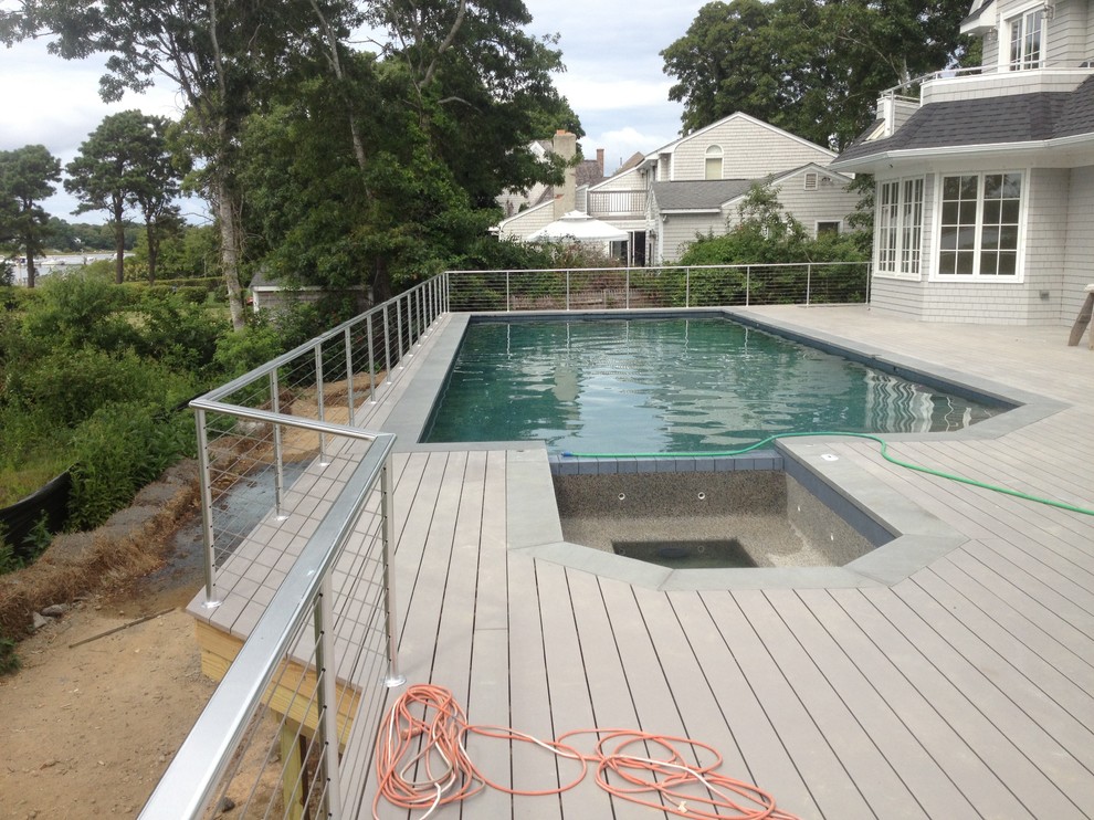 Deck with integrated pool and spa - Falmouth