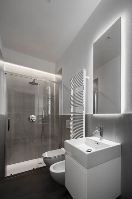 RESIDENZA LUNGADIGE modern-badezimmer