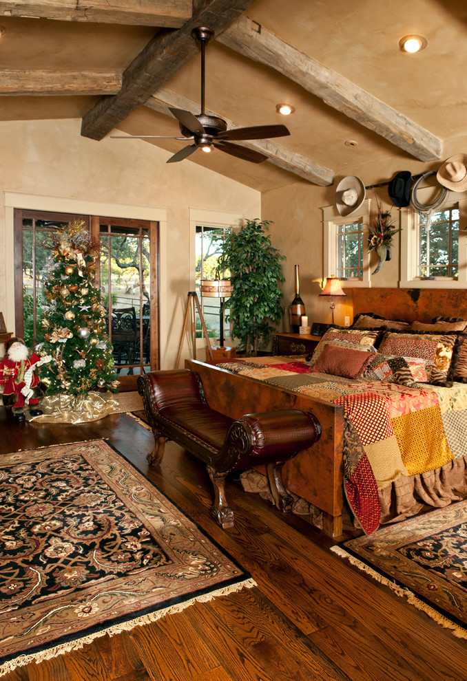Inspiration for a country living room in Austin.