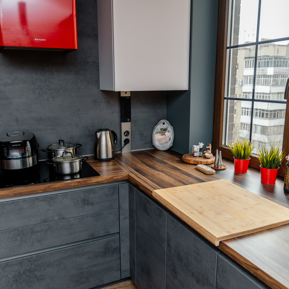 Райский уголок в бетоне в Ростове-на-Дону