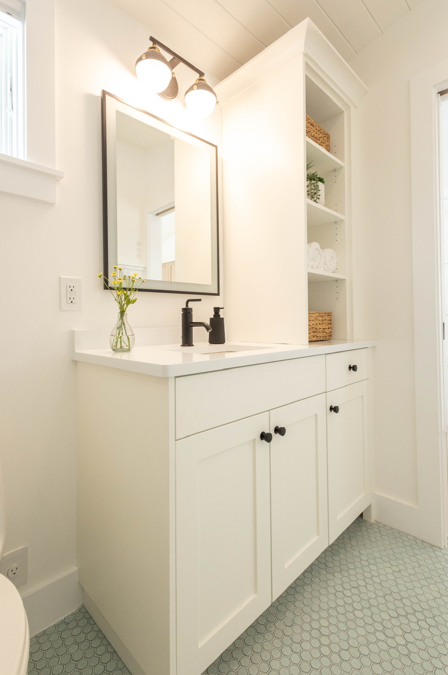 Cozy Cottage Retreat