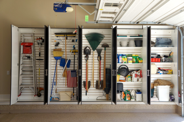 Organized Garage Tour!