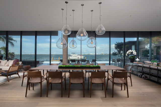 Dining contemporary-dining-room