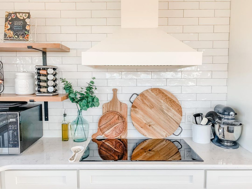 Kitchen - rustic kitchen idea