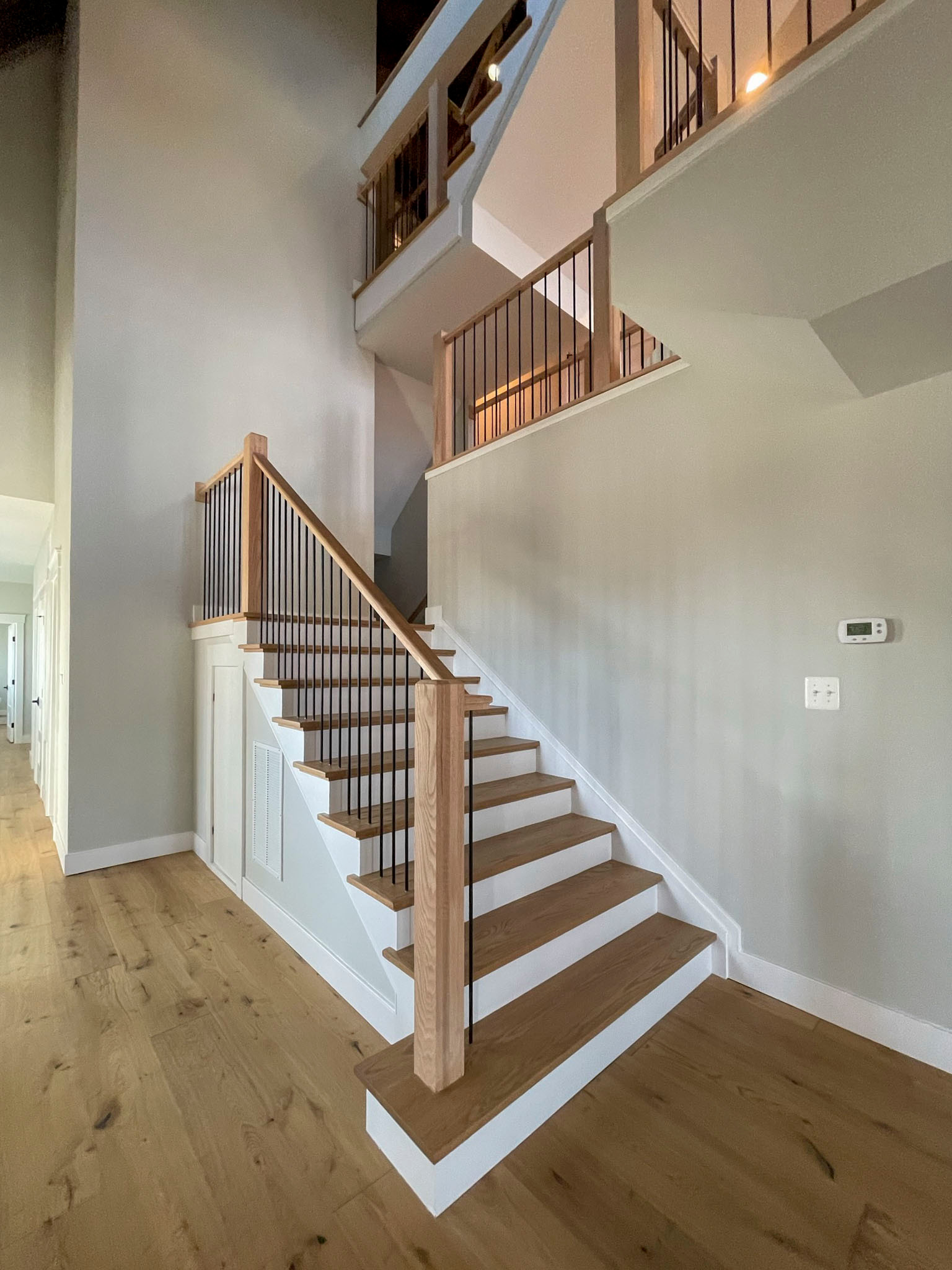 102_Straight-Freestanding Stairs/Landing in Barn Style Home, Leesburg VA 20175