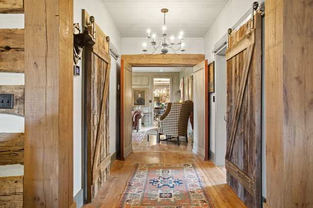 Master Bedroom Addition - Rustic Cabin rustik-sovrum
