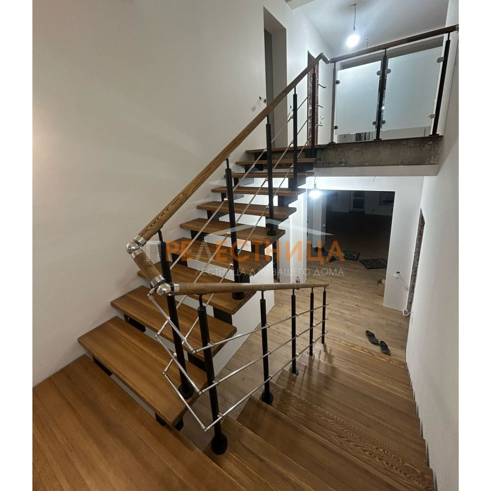 Открытая лестница на двойном косоуре Тандем-36