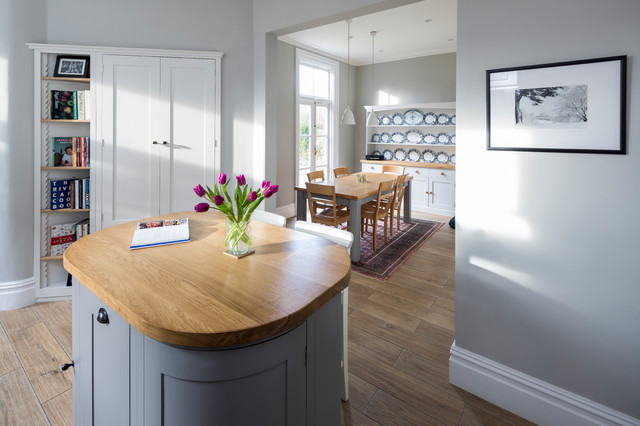 Traditional, Solid Oak White Kitchen landhausstil-kueche