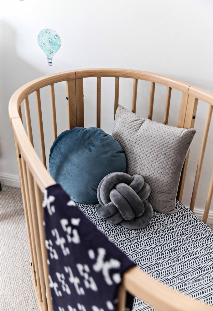 Design ideas for a contemporary kids' room in Sydney.