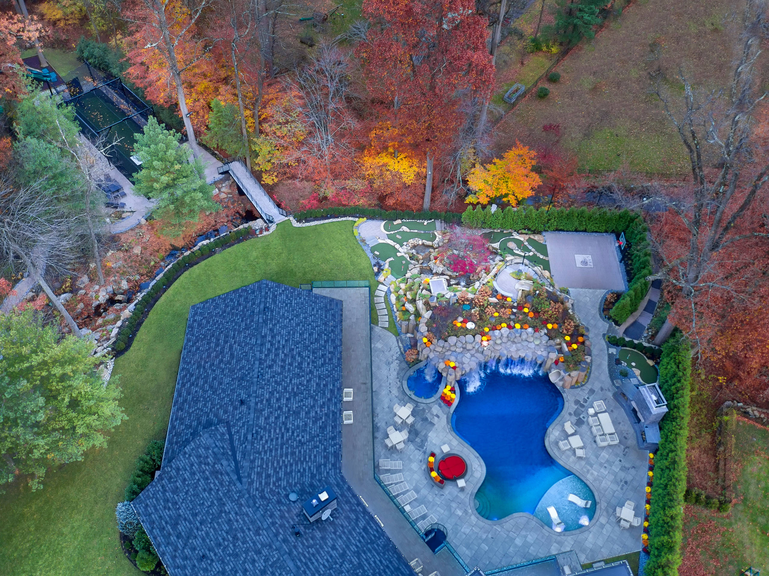 RESIDENTIAL PARADISE