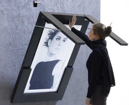 Verena Lang Picture Table