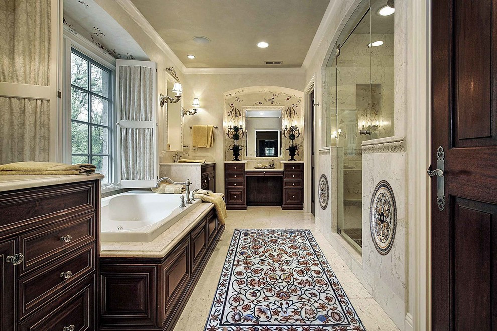 Inspiration för ett vintage badrum, med marmorgolv och flerfärgat golv