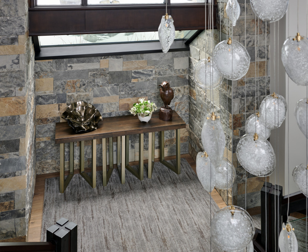 Example of a mountain style entryway design in Denver