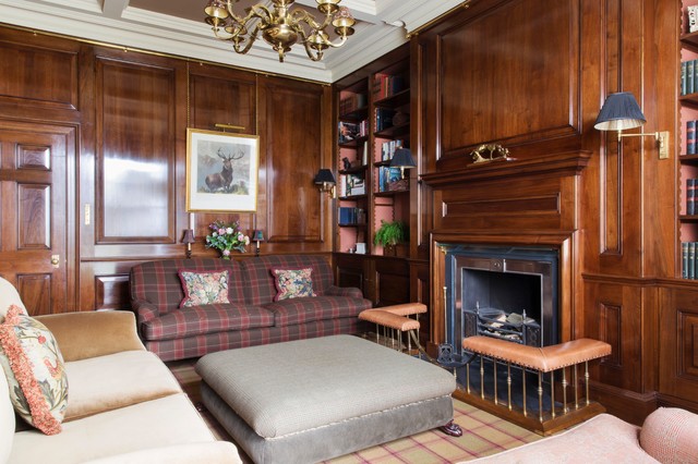 Library in Cheshire House klassisk-vardagsrum