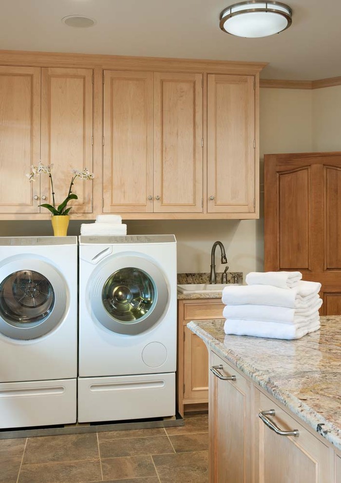 Photo of a traditional laundry room in Burlington.