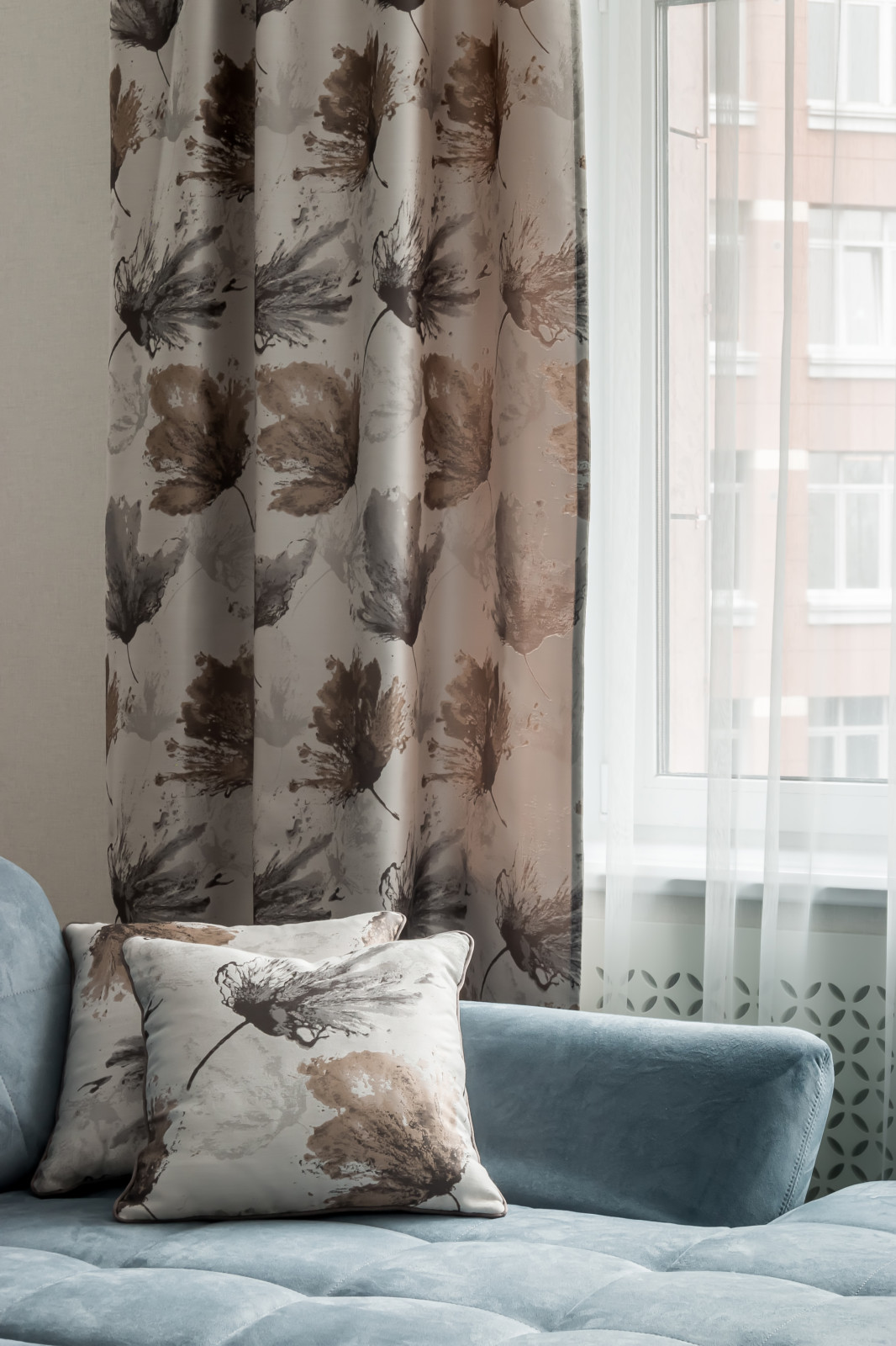 Акцент на шторах