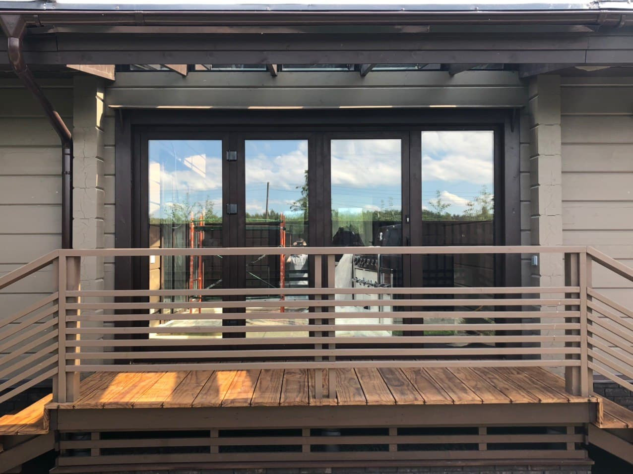 Остекление крыши и дверь - гармошка в беседку